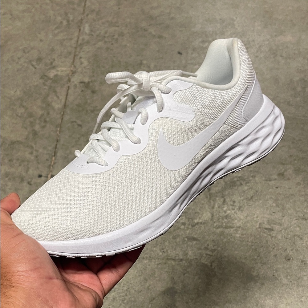 Nike revolution 6 White Athletic Sneakers
